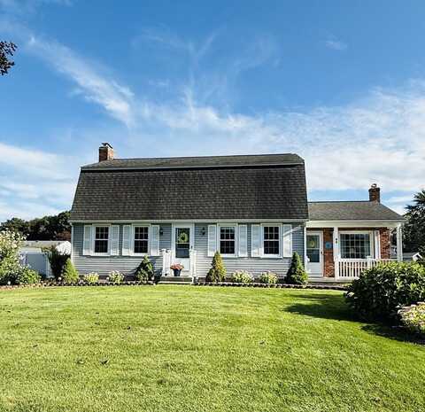 22 Beech Hill Rd, Agawam, MA 01030