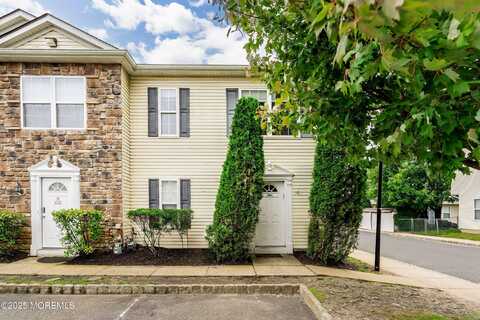 16 Aspen Court, Lakewood, NJ 08701