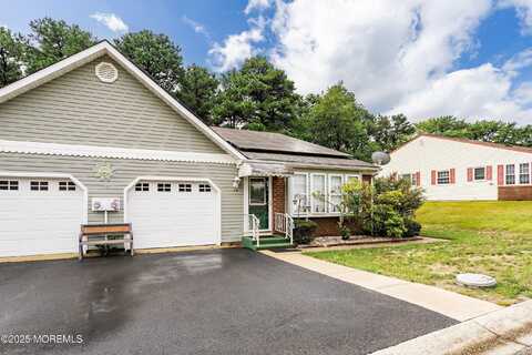 7 Drake Street, Whiting, NJ 08759