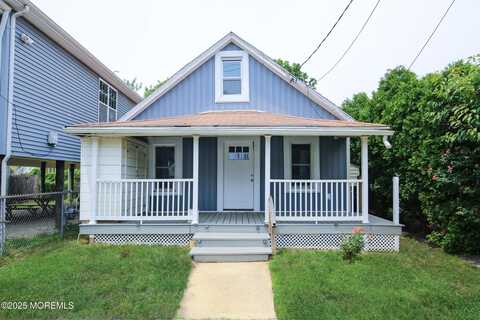 86 Seadrift Avenue, Highlands, NJ 07732