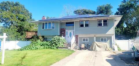 11 Churchill Drive, Brentwood, NY 11717
