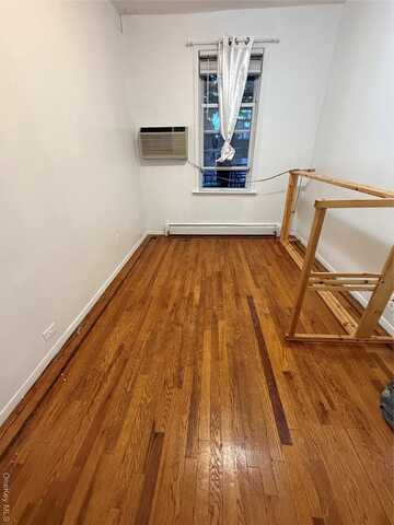 2958 Miles Avenue, Bronx, NY 10465