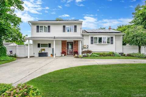 20 Franco Avenue, Selden, NY 11784