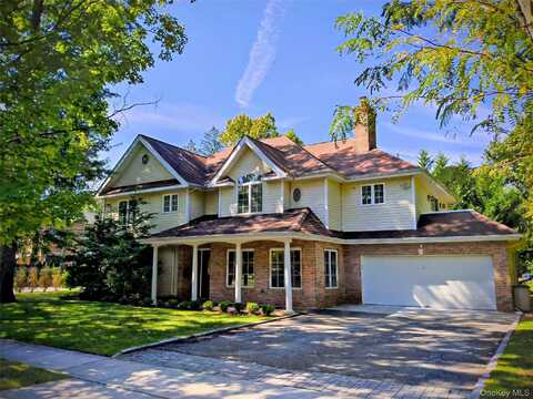 60 Plymouth Road, Great Neck Plaza, NY 11023