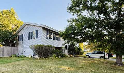 6 Lorraine Avenue, Brewer, ME 04412