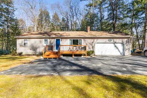 7 Many Oaks Lane, Windham, ME 04062