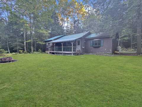 38 State Park Road, Dover-Foxcroft, ME 04426