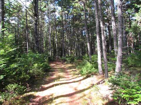 427 Old County Road, Waldoboro, ME 04572