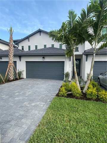 7646 Rockefeller, NAPLES, FL 34119