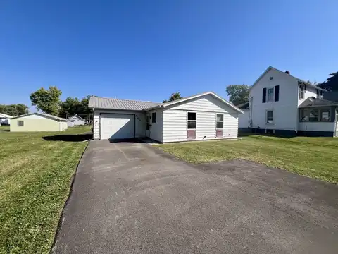 508 W Lincoln Street, Hoopeston, IL 60942