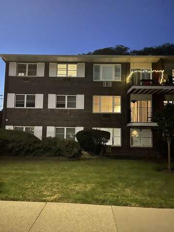 8710 Skokie Boulevard, Skokie, IL 60077