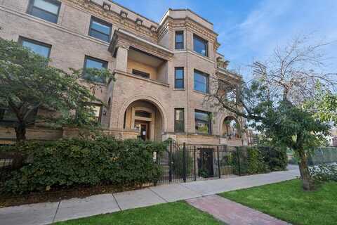 1353 W Wilson Avenue, Chicago, IL 60640