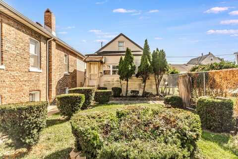 7537 W 61st Street, Summit, IL 60501