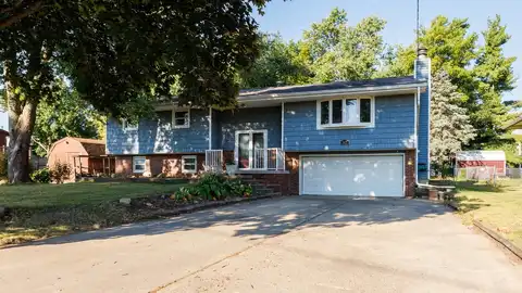 507 S Washington Street, Hudson, IL 61748