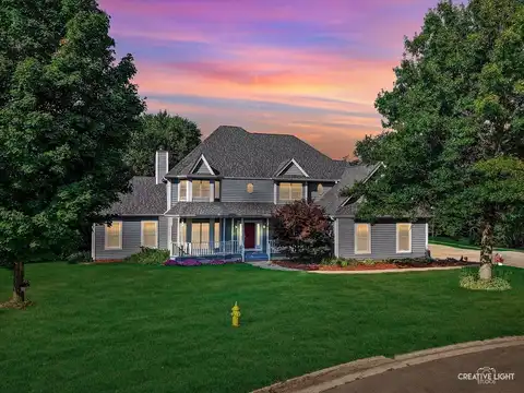 301 Fieldstone Lane, Dixon, IL 61021