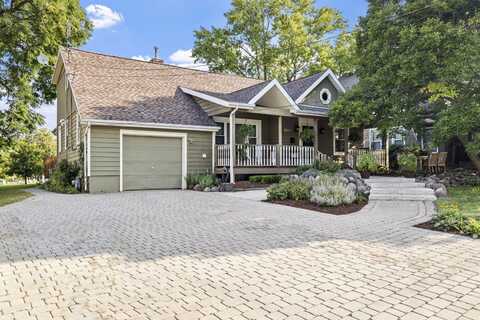 560 E 7th Street, Lockport, IL 60441