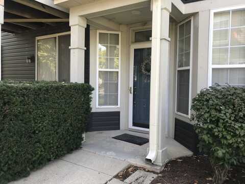 169 E Lake Ridge Drive, Glendale Heights, IL 60139