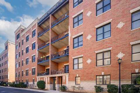 2801 N Oakley Avenue, Chicago, IL 60618
