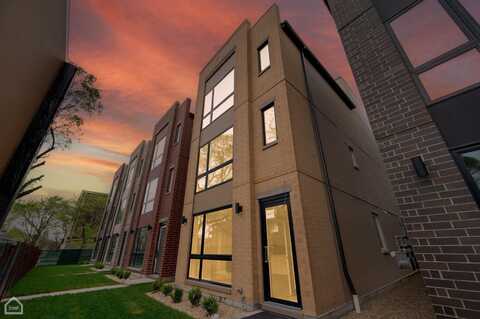 4609 S Saint Lawrence Avenue, Chicago, IL 60653