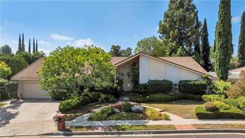 17162 Superior Street, Northridge, CA 91325