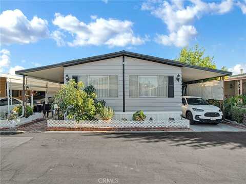 15474 Celtic Street, Mission Hills, CA 91345