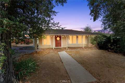 18604 Ellis Drive, Banning, CA 92220