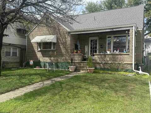 1004 Indiana Avenue, Fairmont, WV 26554