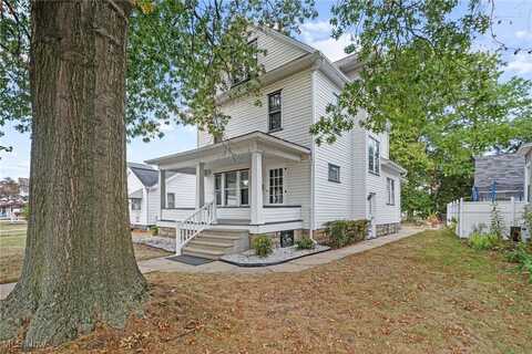 227 E Slingluff Avenue, Dover, OH 44622