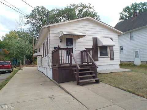 408 Kenilworth Avenue NE, Warren, OH 44483