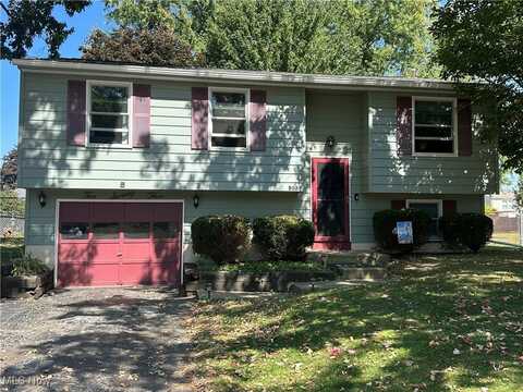 273 Atwood Street NW, Champion, OH 44483
