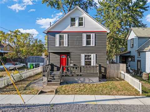 124 E Wayne Street, Alliance, OH 44601