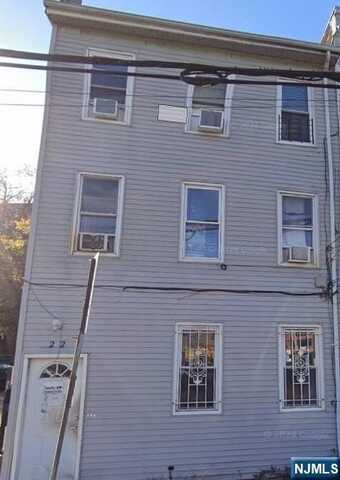 22 Cianci Street, Paterson, NJ 07501