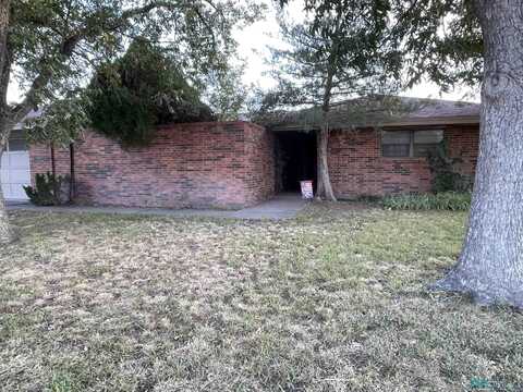 3131 N Cibola Avenue, Hobbs, NM 88240