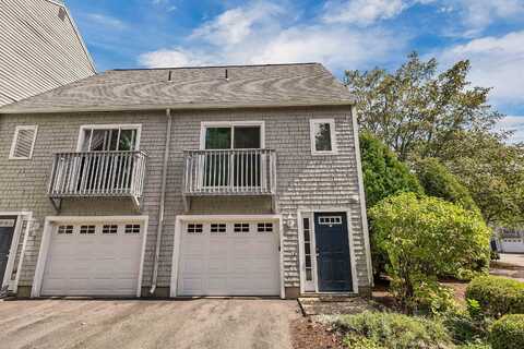 74 Profile Circle, Nashua, NH 03063