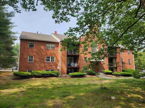 9 Louisburg Square, Nashua, NH 03060