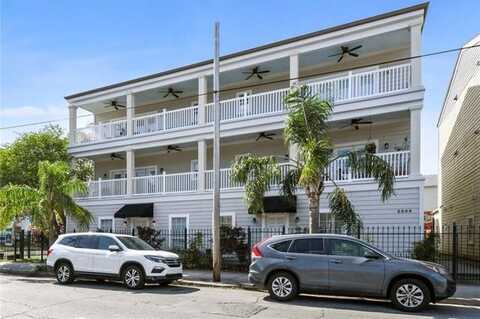 3205 CARONDELET Street, New Orleans, LA 70115