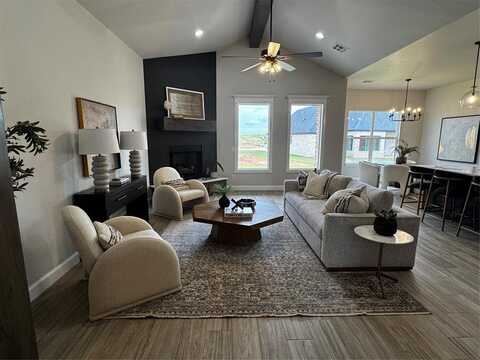 10421 SW 50th Street, Mustang, OK 73064