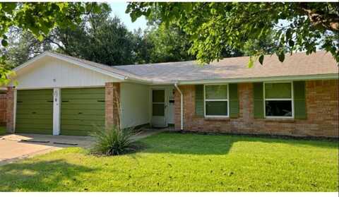 660 Oak Street, Burleson, TX 76028