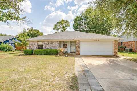 912 Hollow Creek Road, Burleson, TX 76028