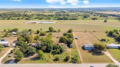 808 Casa Vista Drive, Rio Vista, TX 76093
