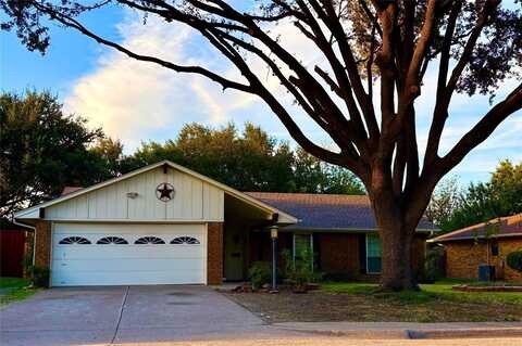 105 Tanglewood Lane, Waxahachie, TX 75165