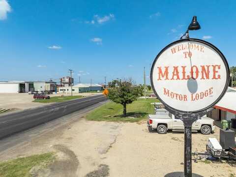 312 W Live Oak, Malone, TX 76660