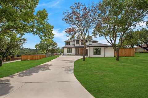 301 Paint Pony Trail N, Fort Worth, TX 76108