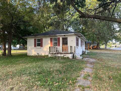 1114 Comstock, Chillicothe, MO 64601