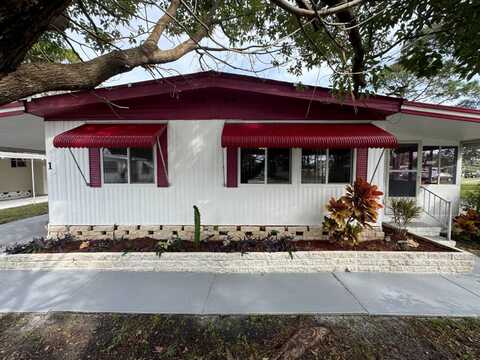 1 Pathway Court, Daytona Beach, FL 32119