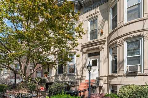 977 52nd St, Brooklyn, NY 11219