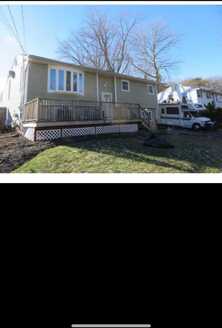 42 CRESTWOOD LN, Farmingville, NY 11738