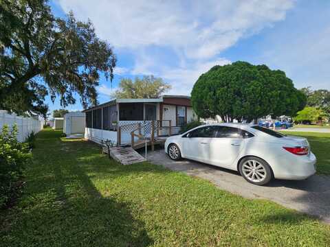 2163 CR 740, Webster, FL 33597