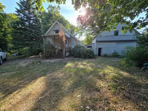 5204 Perkins St, Erie, PA 16509