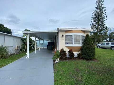 1013 Walnut Ave, Saint Cloud, FL 34769